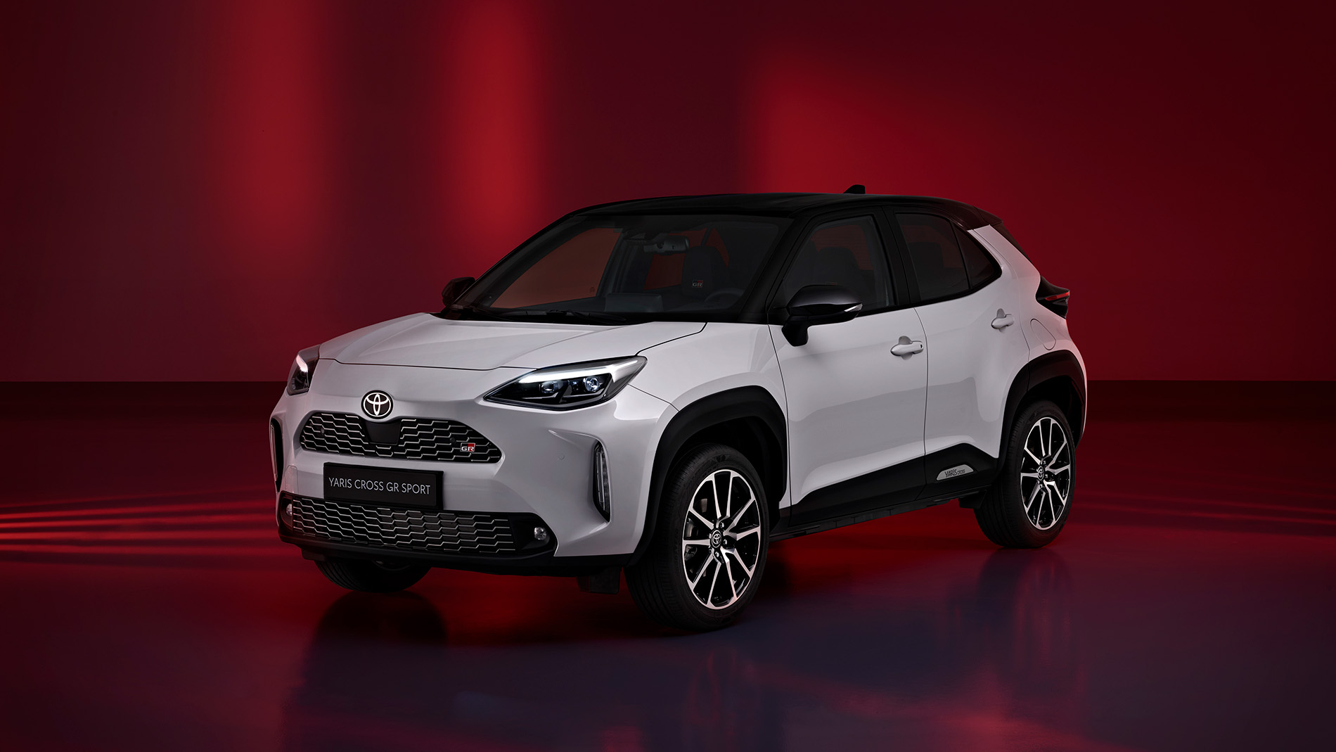 Yaris Cross GR Sport Galleri 2 1900X1069