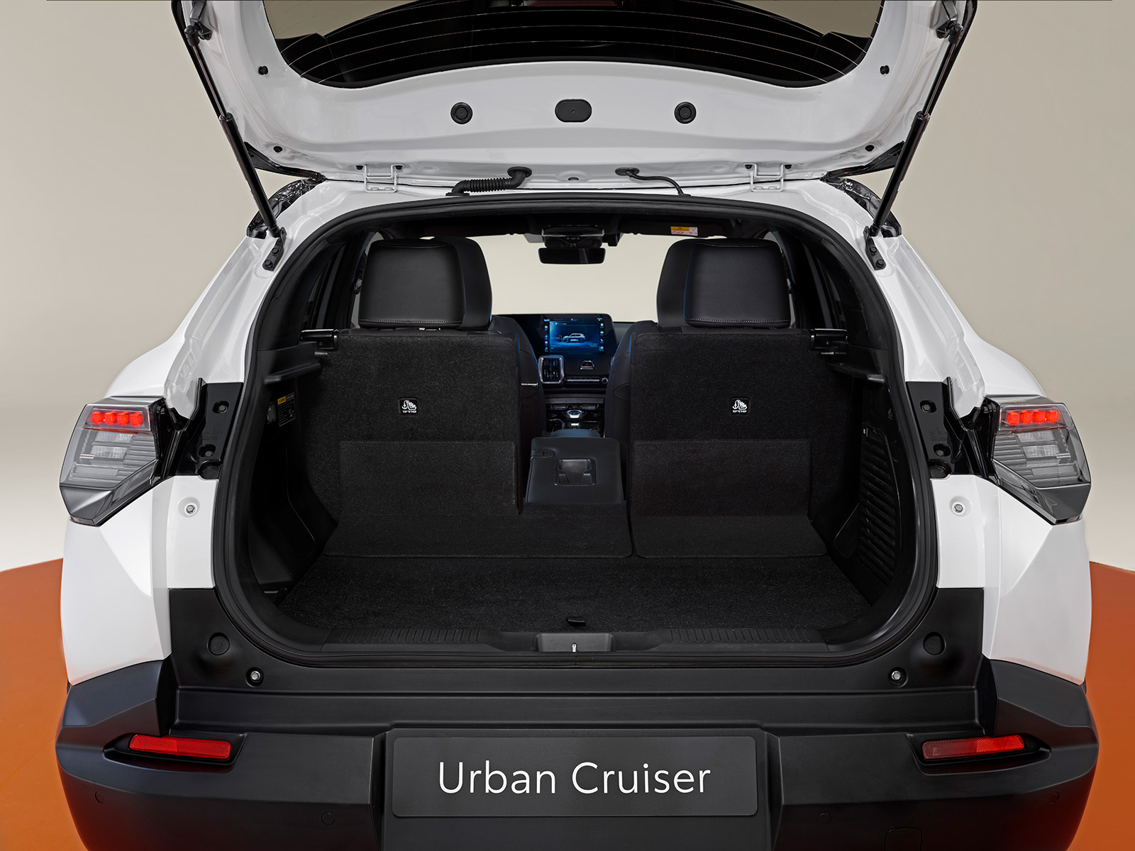 urban_cruiser_int_015-1600x1200.jpg