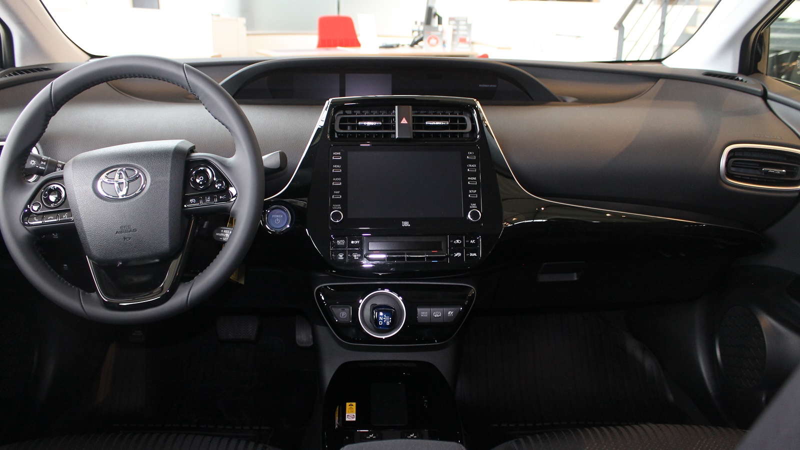 Toyota Prius Plug In 5 Seader 1600X900 (5)