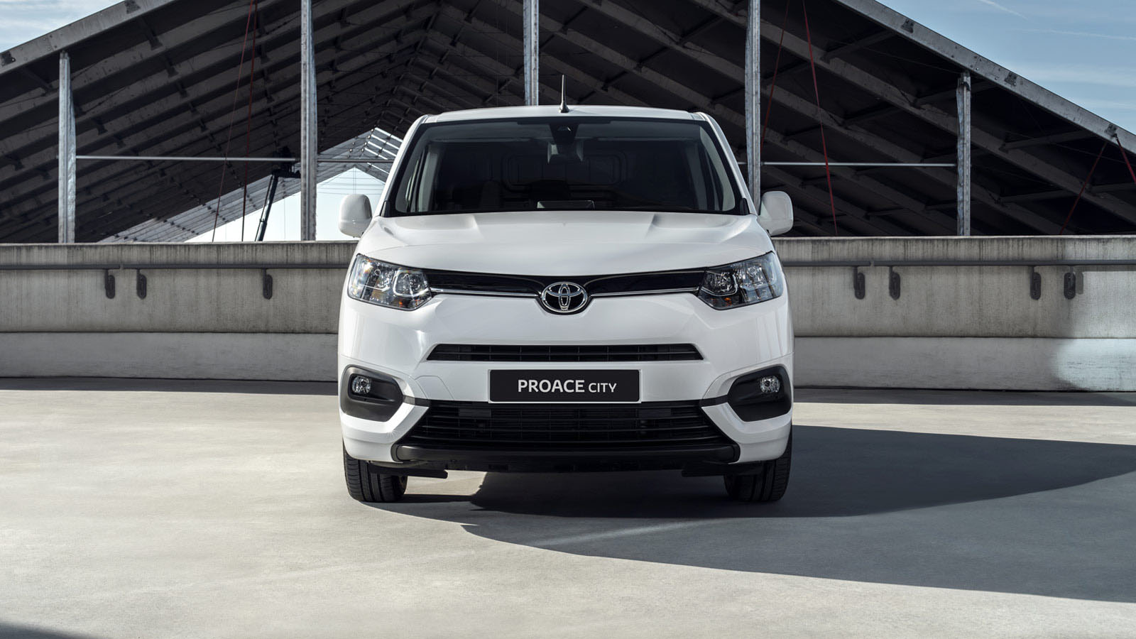 Toyota Proace City Front 1600X900