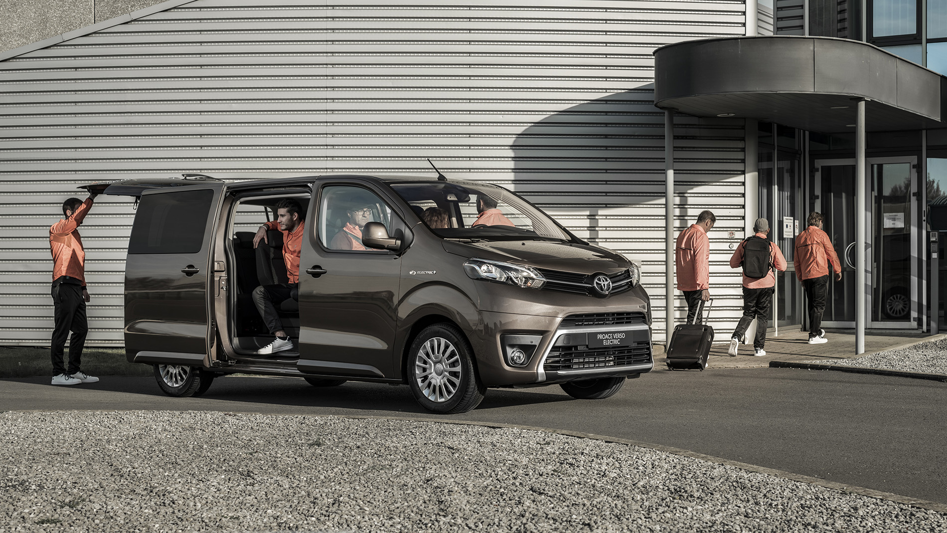 Proace Verso Electric Hold Levering 1900X1069