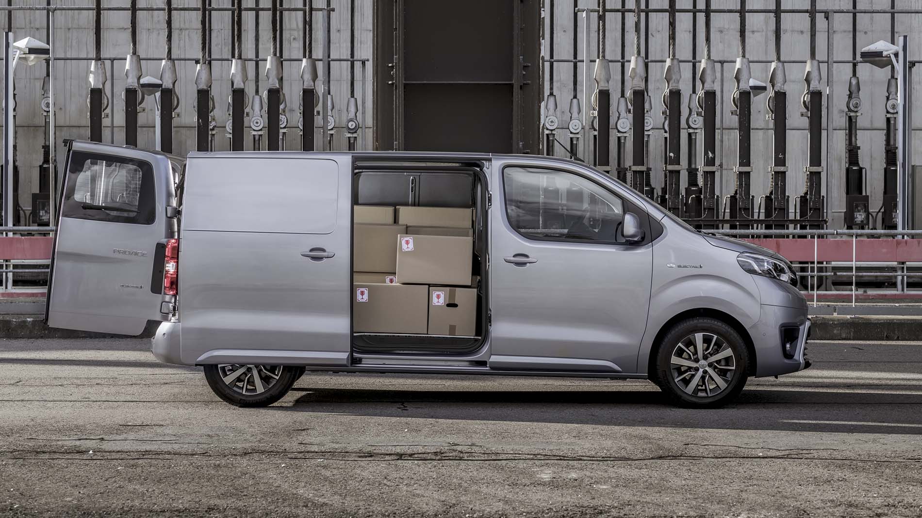 Toyota Proace Electric Side Aaben 1900X1069