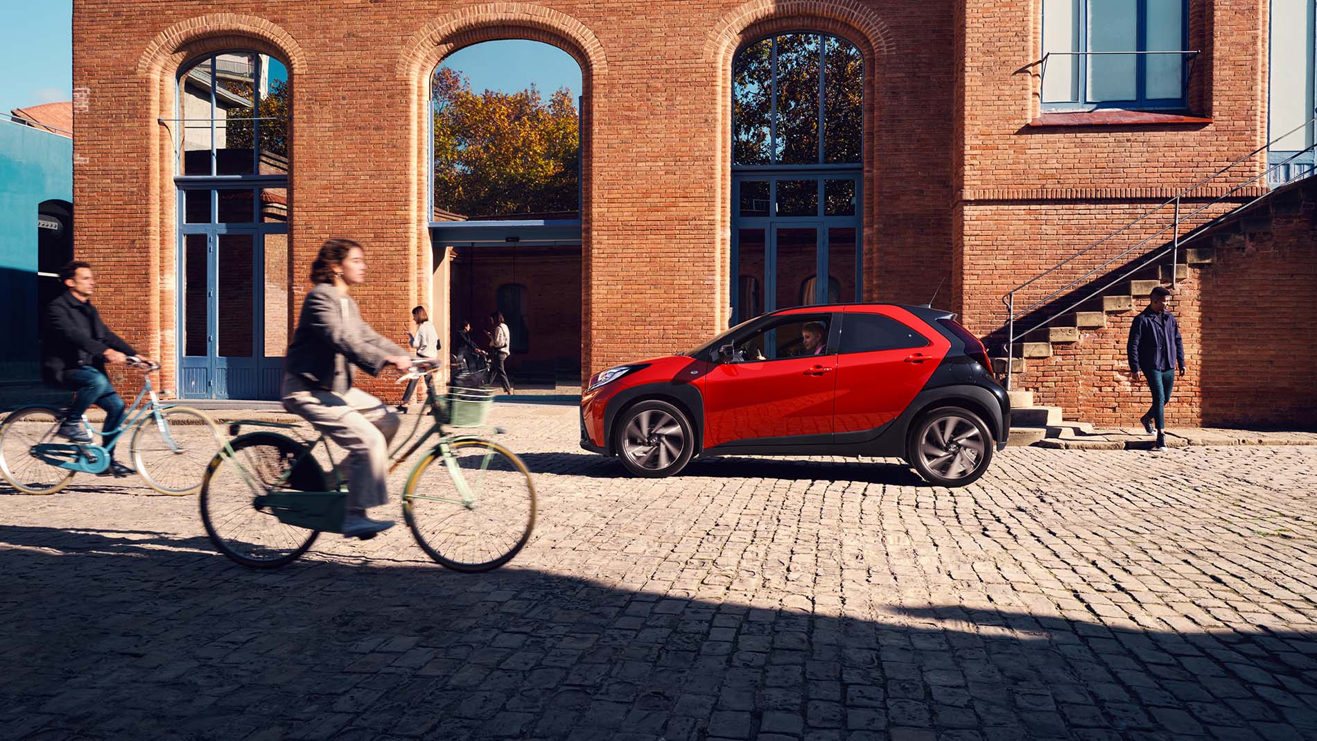 Toyota Aygo X Galleri Dynamisk 2 1900X1069