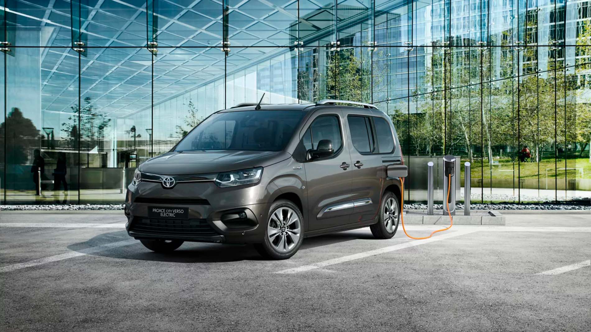 Toyota Proace City Verso Electric Galleri 1 1900X1069